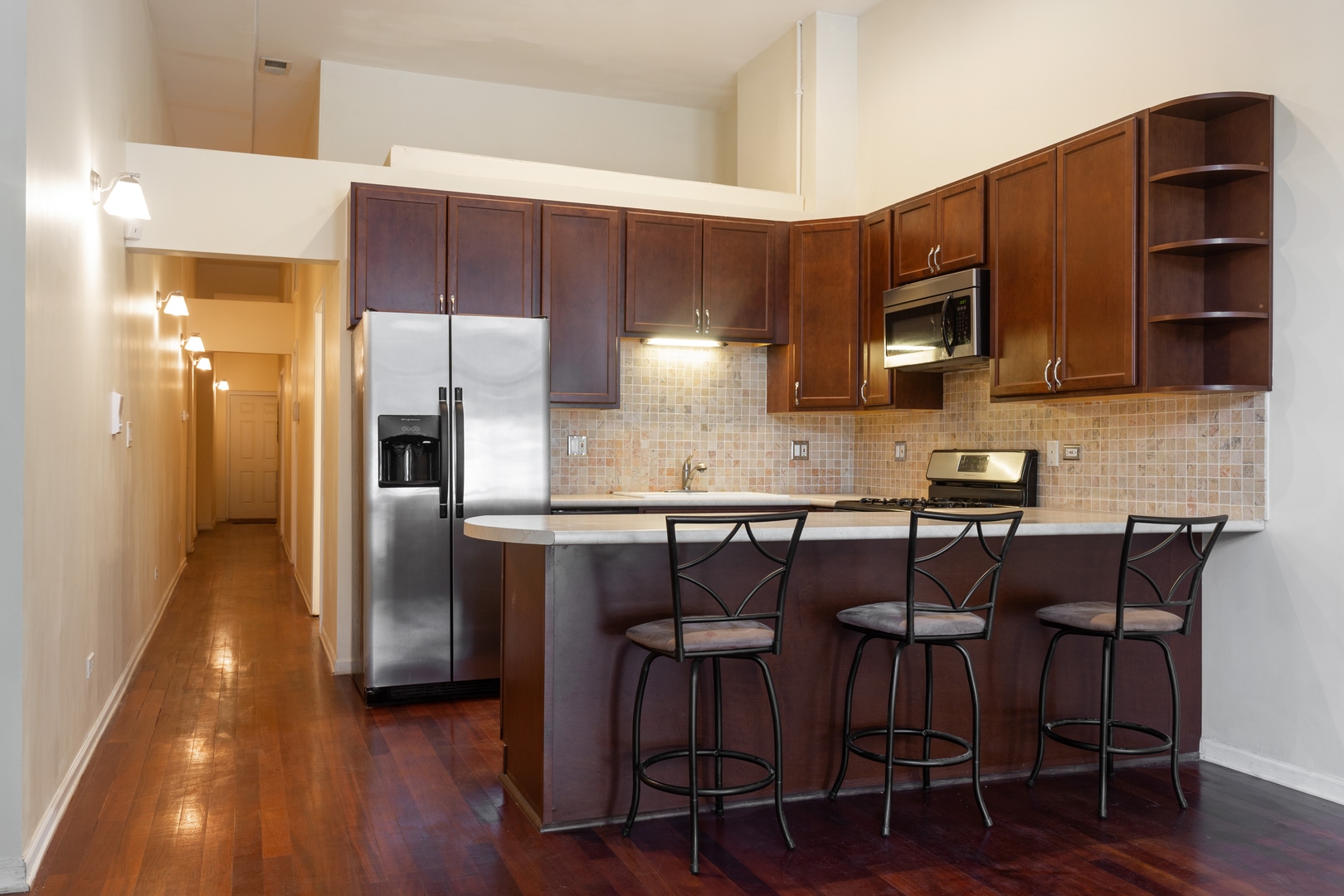 521 North Racine Avenue, Unit 1 Chicago, IL 60642 - Photo 8 of 24
