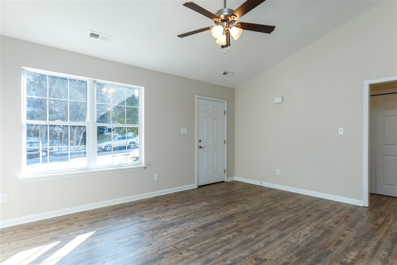1029 Mills Street Raleigh, NC 27608 - Photo 7 of 24 Photo 7