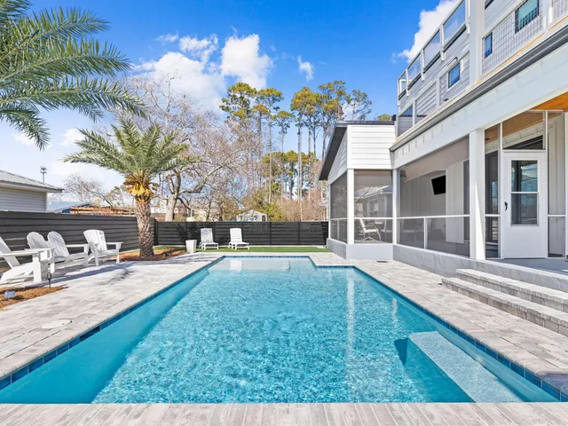 $1,199,000 | 213 Pinetree Drive, Panama City Beach, FL 32413