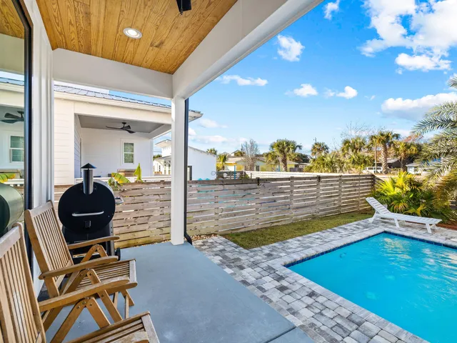 $1,199,000 | 213 Pinetree Drive, Panama City Beach, FL 32413