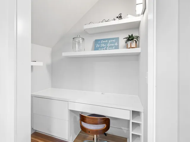 $1,199,000 | 213 Pinetree Drive, Panama City Beach, FL 32413