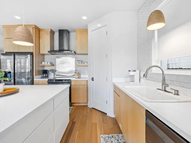 $1,199,000 | 213 Pinetree Drive, Panama City Beach, FL 32413