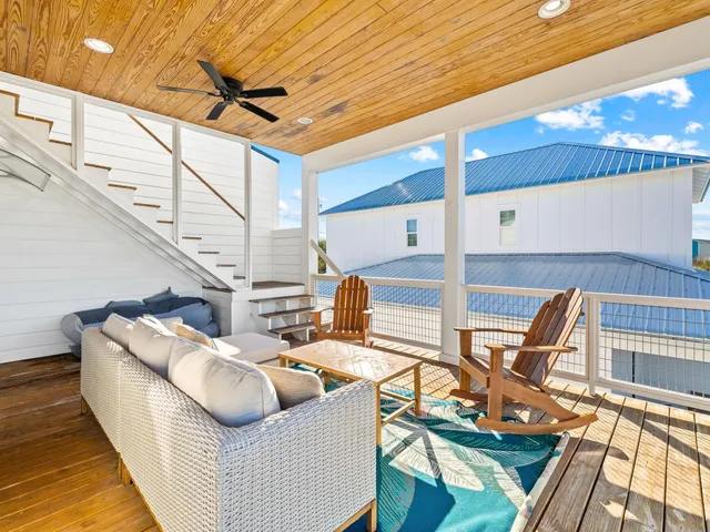 $1,199,000 | 213 Pinetree Drive, Panama City Beach, FL 32413