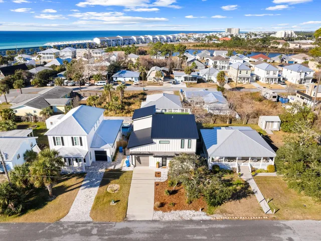 $1,199,000 | 213 Pinetree Drive, Panama City Beach, FL 32413