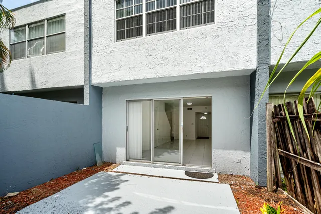 $2,195 | 1783 Northwest 15th Vista, Unit 1, Boca Raton, FL 33432