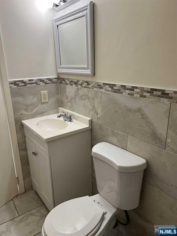 121 Westervelt Place, Unit 1F Lodi, NJ 07644 - Photo 12 of 13