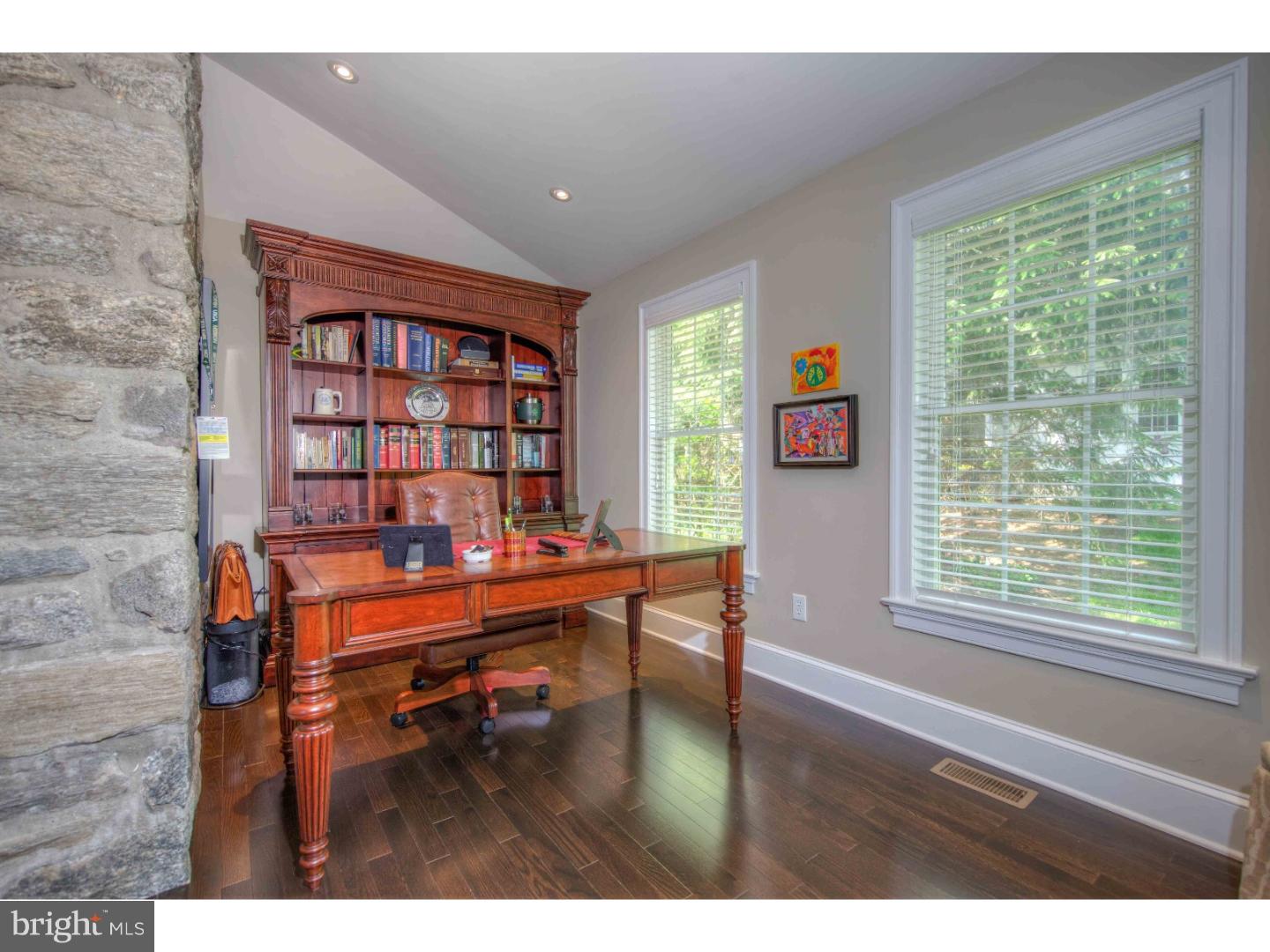 109 Golfview Road Ardmore, PA 19003 - Photo 3 of 23 Office / Study