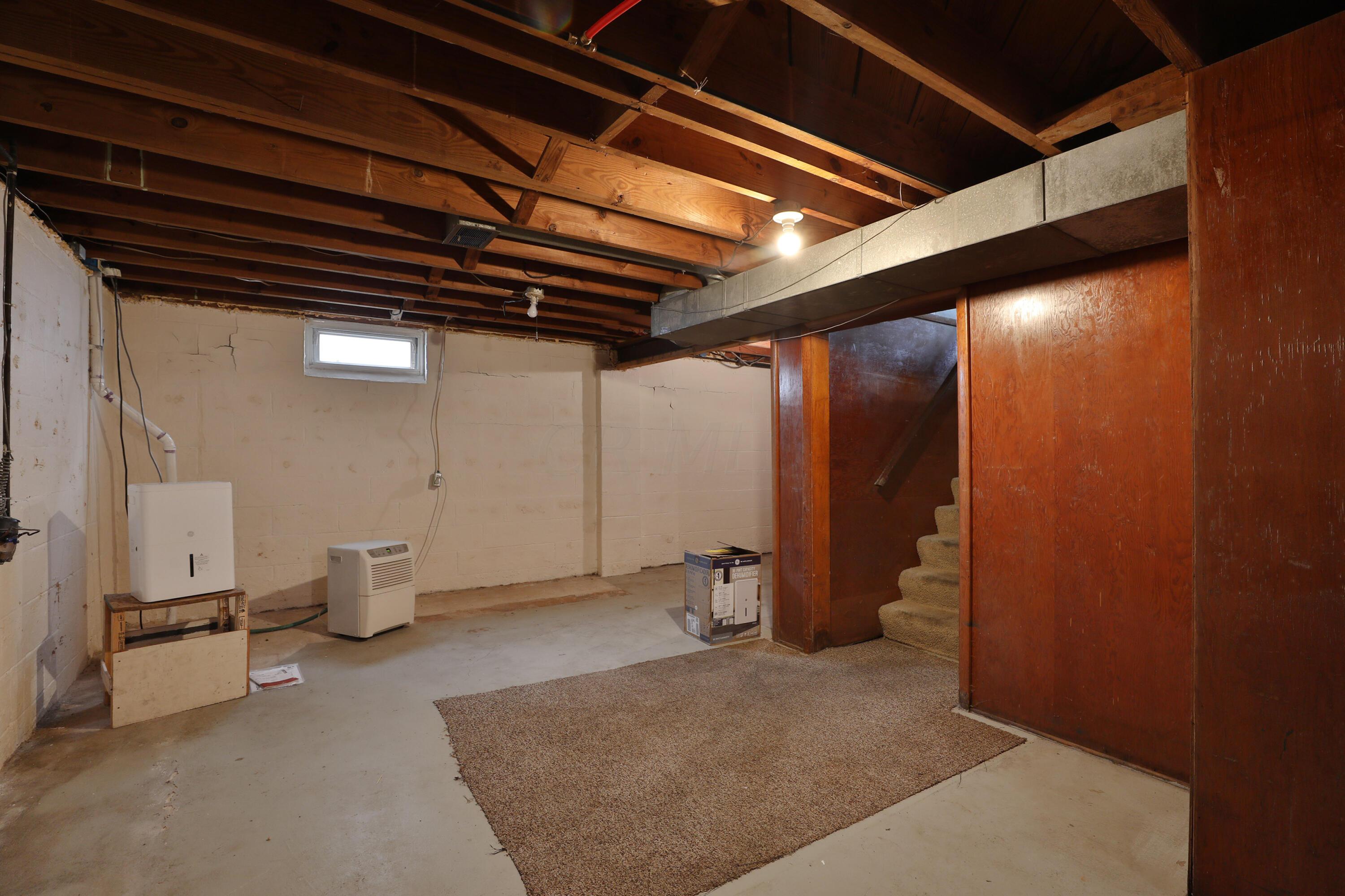 3339 Parkside Road Columbus, OH 43204 - Photo 31 of 37 basement