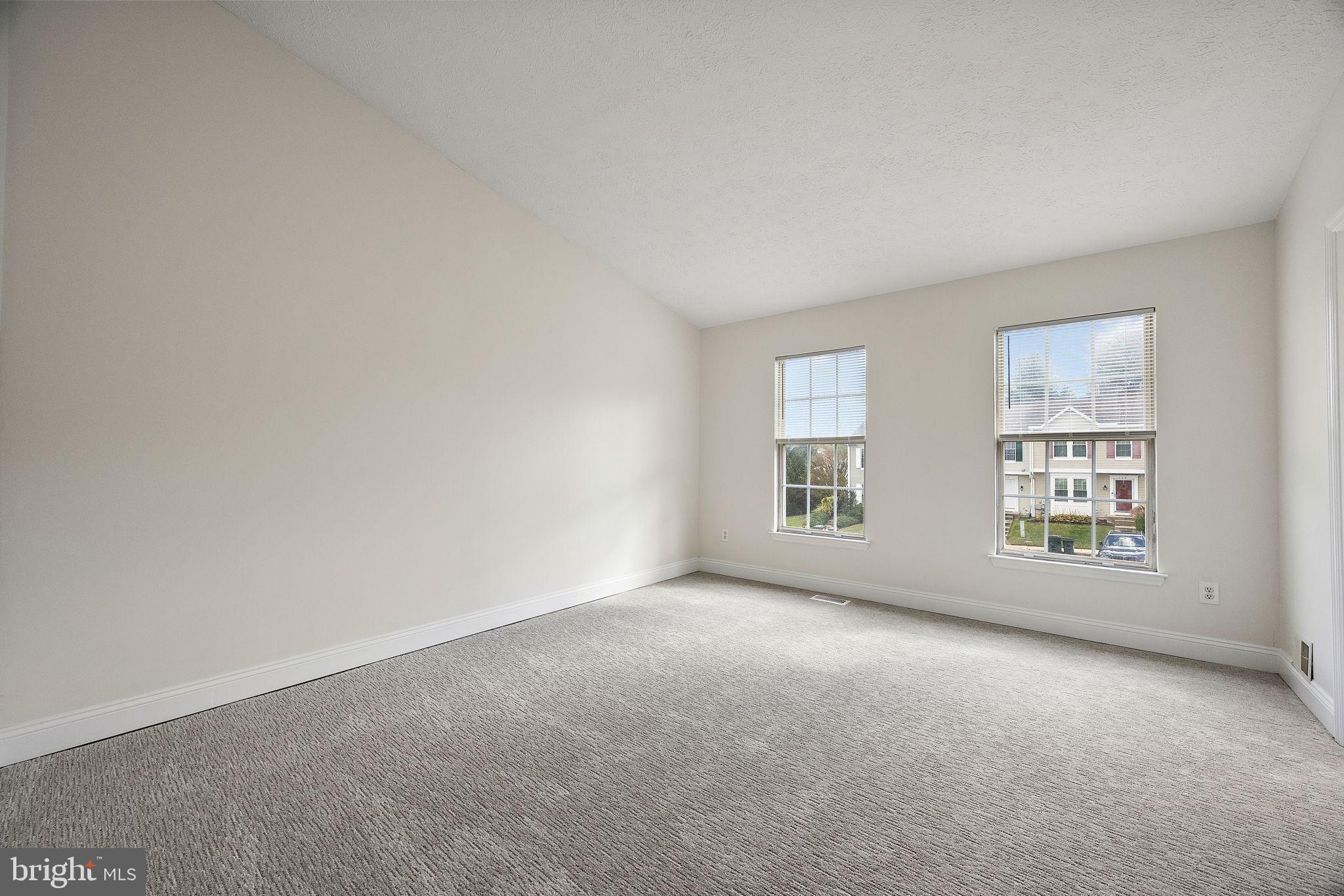 104 West Shetland Court Newark, DE 19711 - Photo 13 of 22 an empty room with a window
