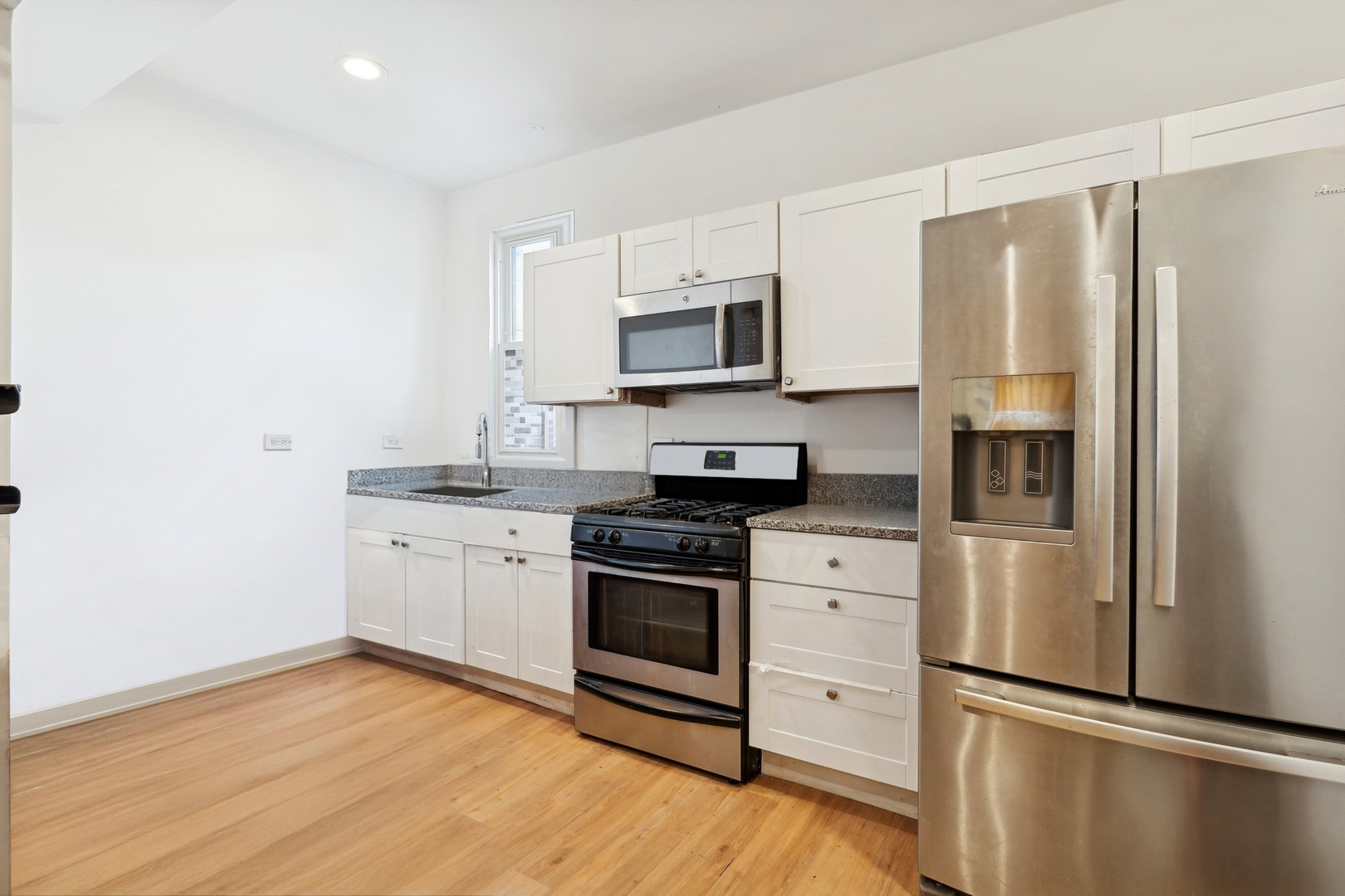 1908 West 48th Street Chicago, IL 60609 - Photo 13 of 36