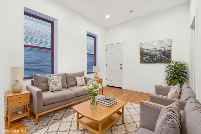 $824,000 | 1908 West 48th Street, Chicago, IL 60609