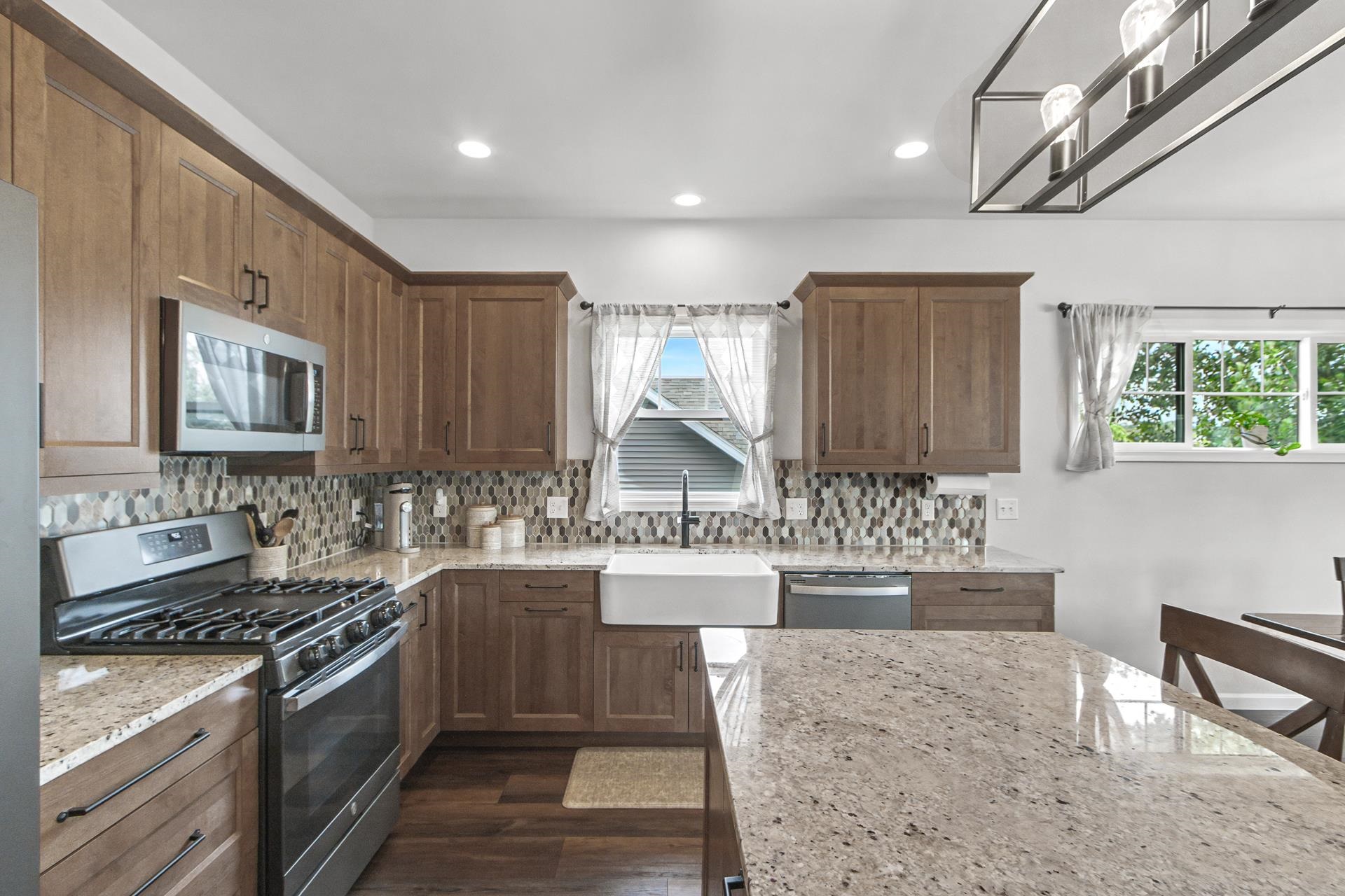 107 Cobblestone Drive Lodi, WI 53555 - Photo 10 of 66
