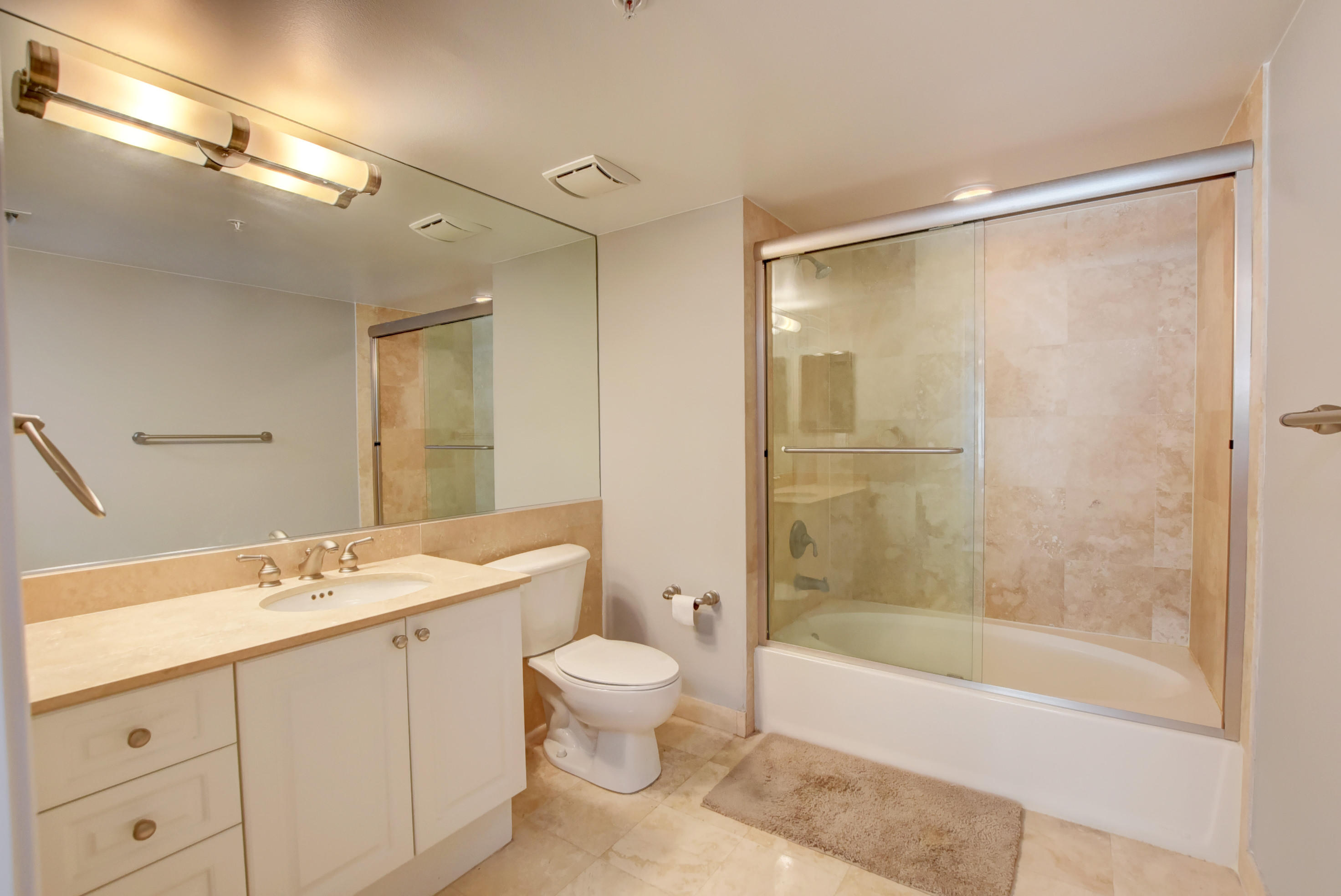 99 Southeast Mizner Boulevard, Unit 233 Boca Raton, FL 33432 - Photo 16 of 55 Master Bath