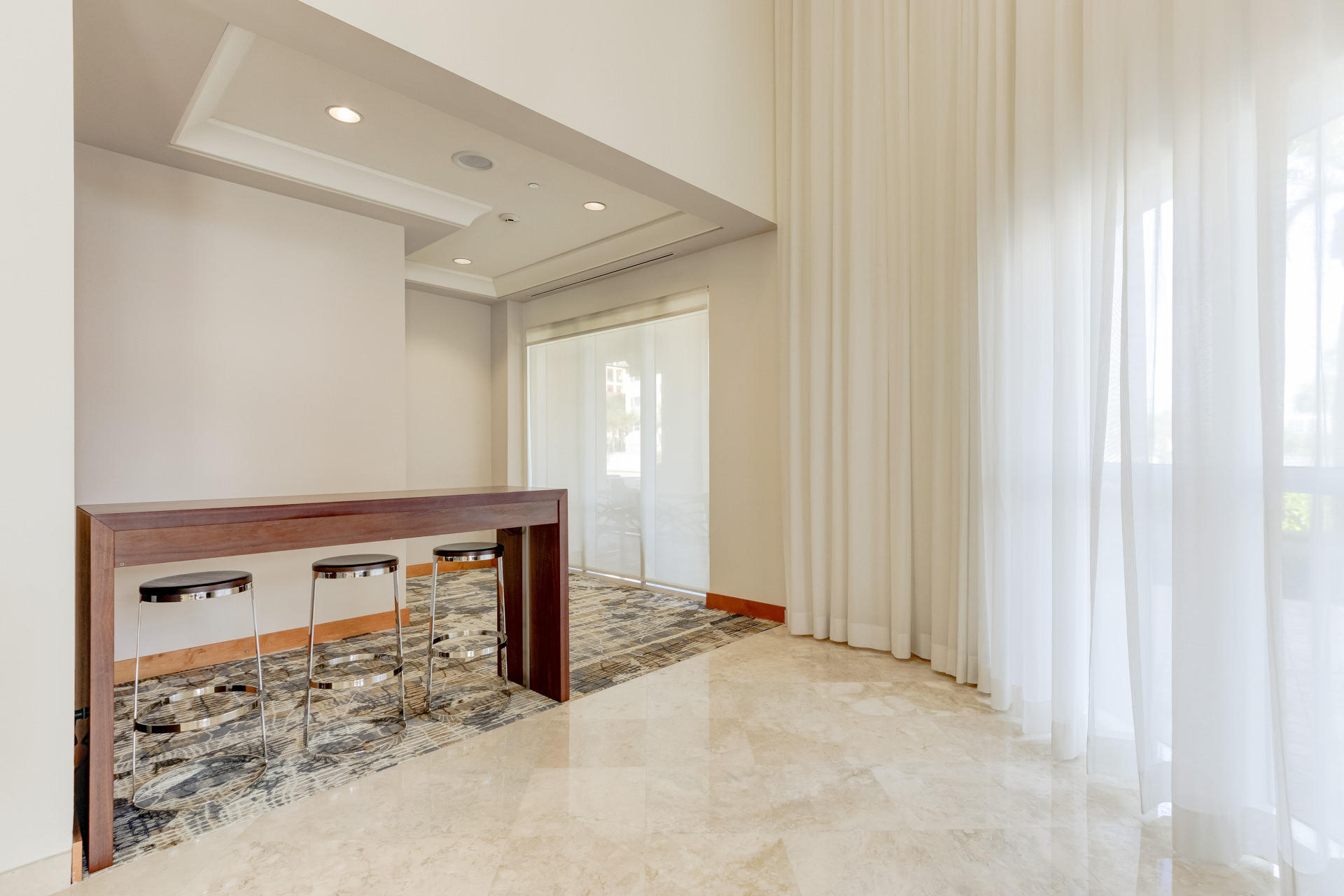99 Southeast Mizner Boulevard, Unit 233 Boca Raton, FL 33432 - Photo 33 of 55 Lobby