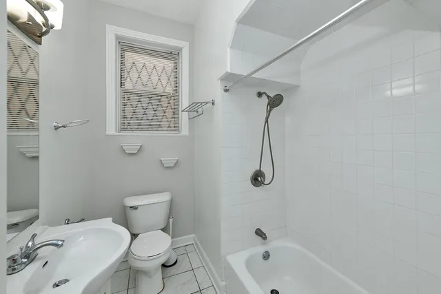 $630,000 | 618 East 50th Place, Chicago, IL 60615