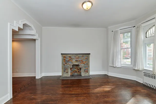 $630,000 | 618 East 50th Place, Chicago, IL 60615