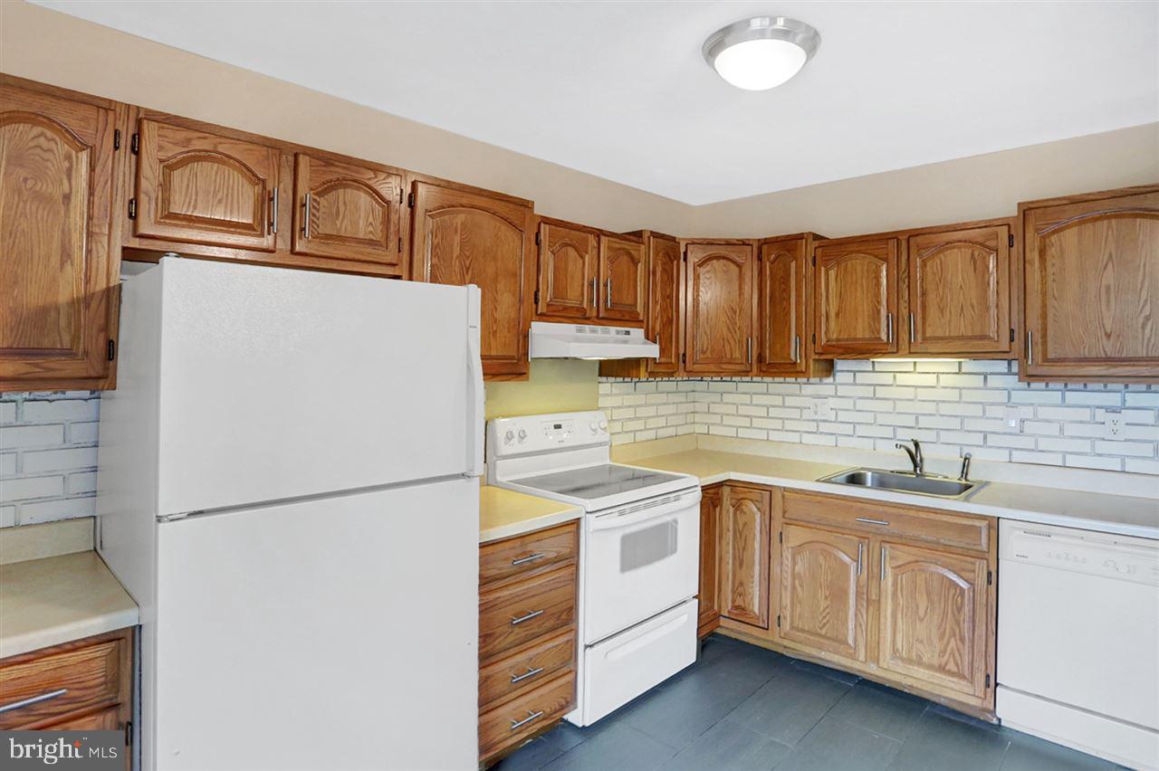 506 Lopax Road Harrisburg, PA 17112 - Photo 10 of 25 Gallery Image 10