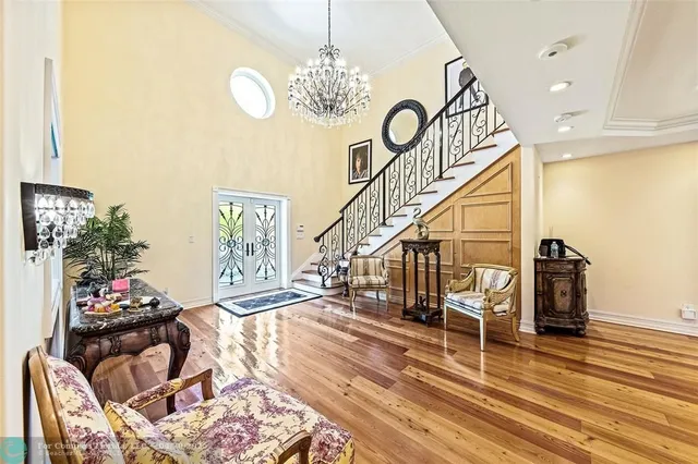 a view of entryway livingroom and hall