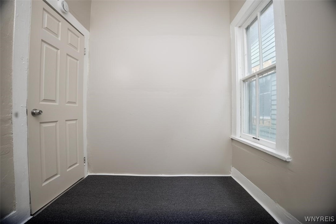 19 California Street Buffalo, NY 14213 - Photo 16 of 36