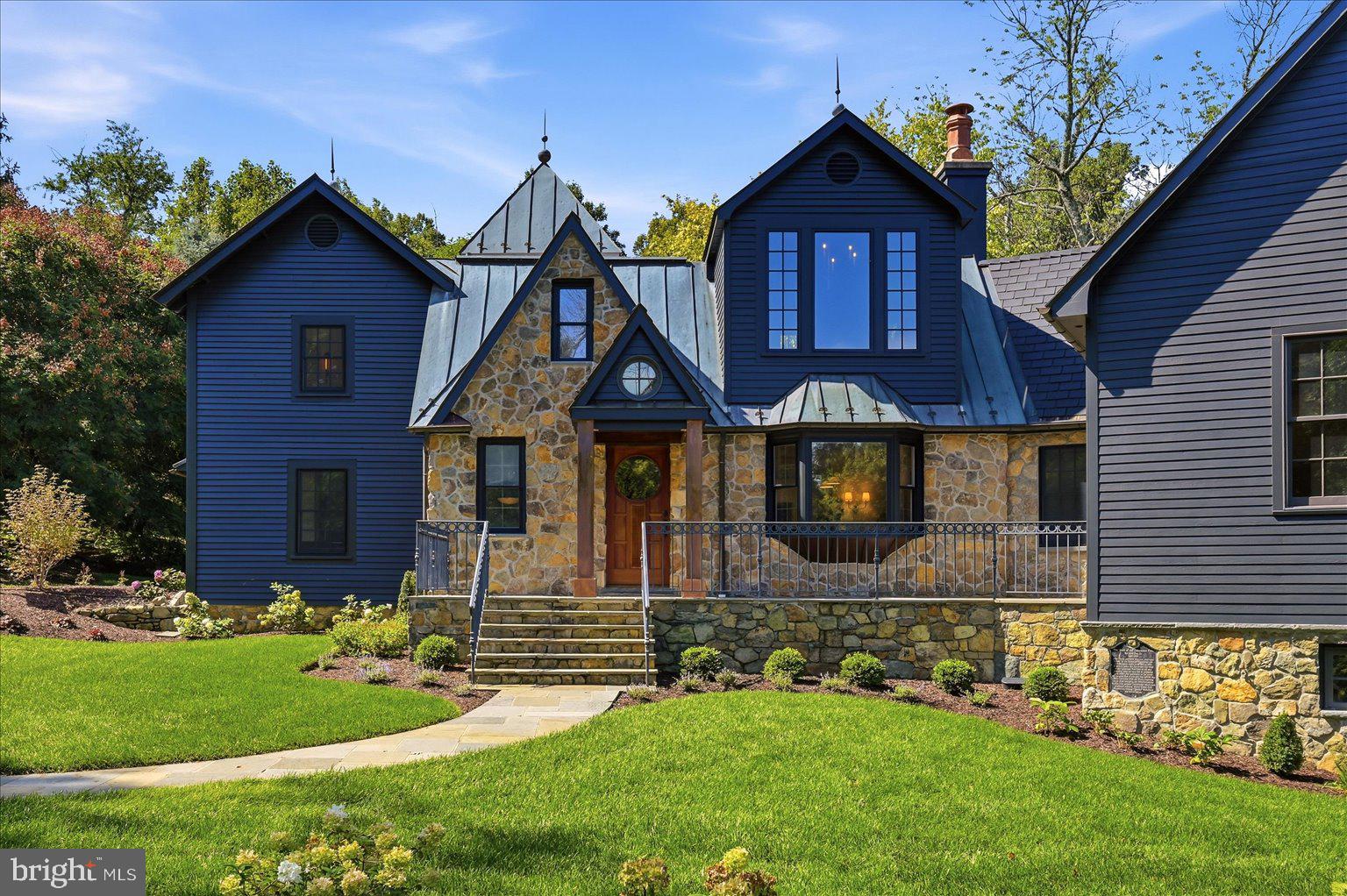 19233 Blue Ridge Mountain Road Bluemont, VA 20135 - Photo 8 of 118 Complete Renovation Cedar Siding & Stone