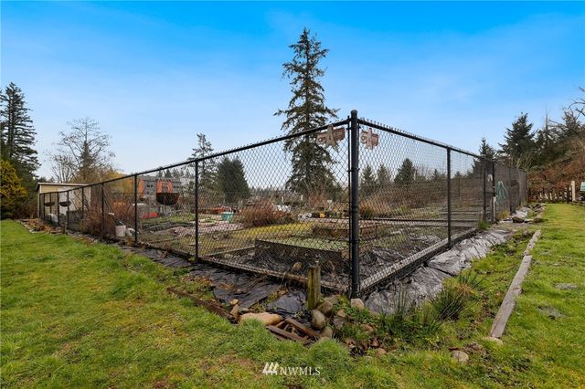 a view of outdoor space