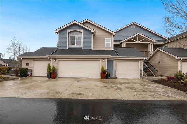 a view of a house with a outdoor space