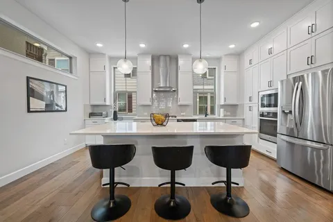 $500,000 | 2739 Flowering Peach Lane, Dallas, TX 75212