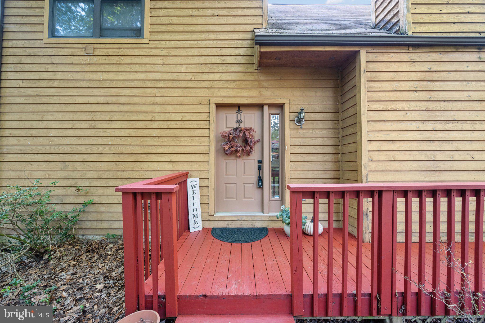 6739 West Lakeridge Road New Market, MD 21774 - Photo 3 of 77 Entry
