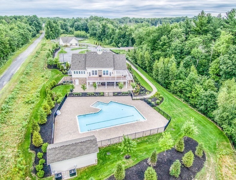 2 Sequoia Drive, Unit 2 Methuen, MA 01844 - Photo 27 of 31