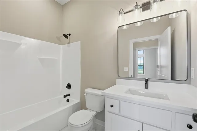 $650,000 | 10511 North Liberty Street, Kansas City, MO 64155