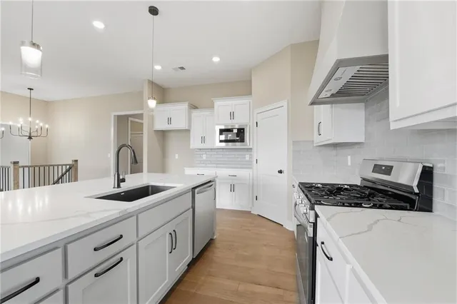 $650,000 | 10511 North Liberty Street, Kansas City, MO 64155