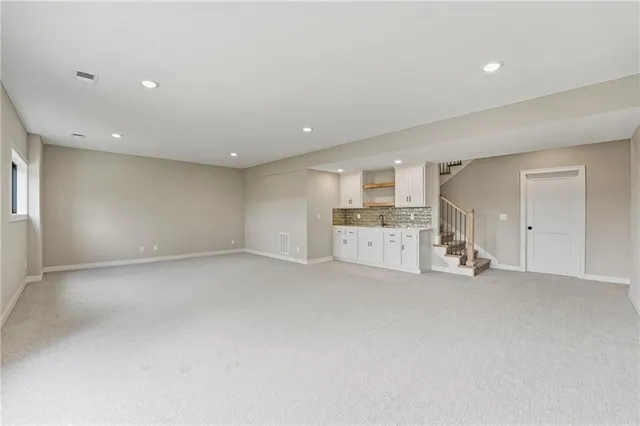 $650,000 | 10511 North Liberty Street, Kansas City, MO 64155