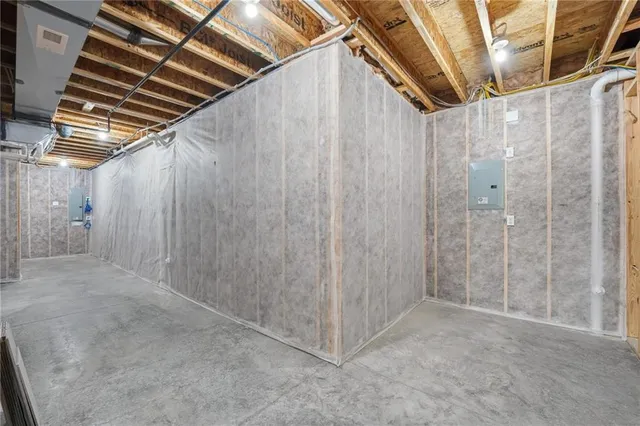 $650,000 | 10511 North Liberty Street, Kansas City, MO 64155