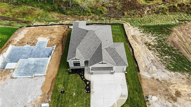 $650,000 | 10511 North Liberty Street, Kansas City, MO 64155