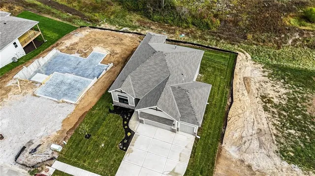 $650,000 | 10511 North Liberty Street, Kansas City, MO 64155