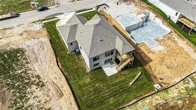 $650,000 | 10511 North Liberty Street, Kansas City, MO 64155