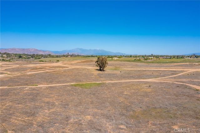 $3,500,000 | 0 Iris, Riverside, CA 92504