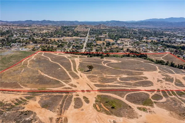 $3,500,000 | 0 Iris, Riverside, CA 92504