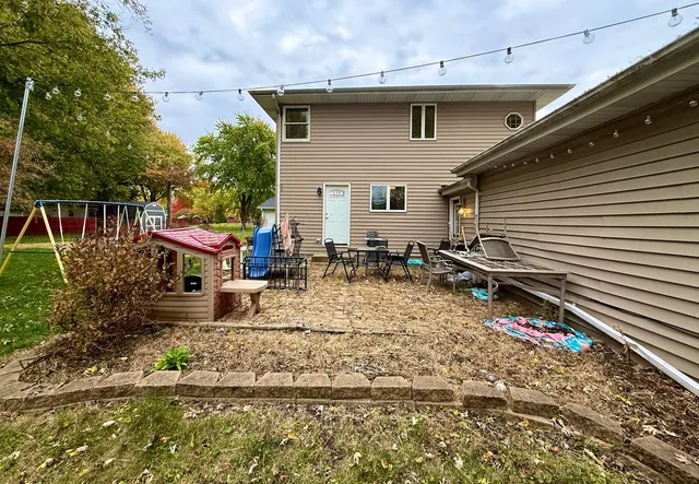 $205,000 | 222 North Davis Avenue, Amboy, IL 61310