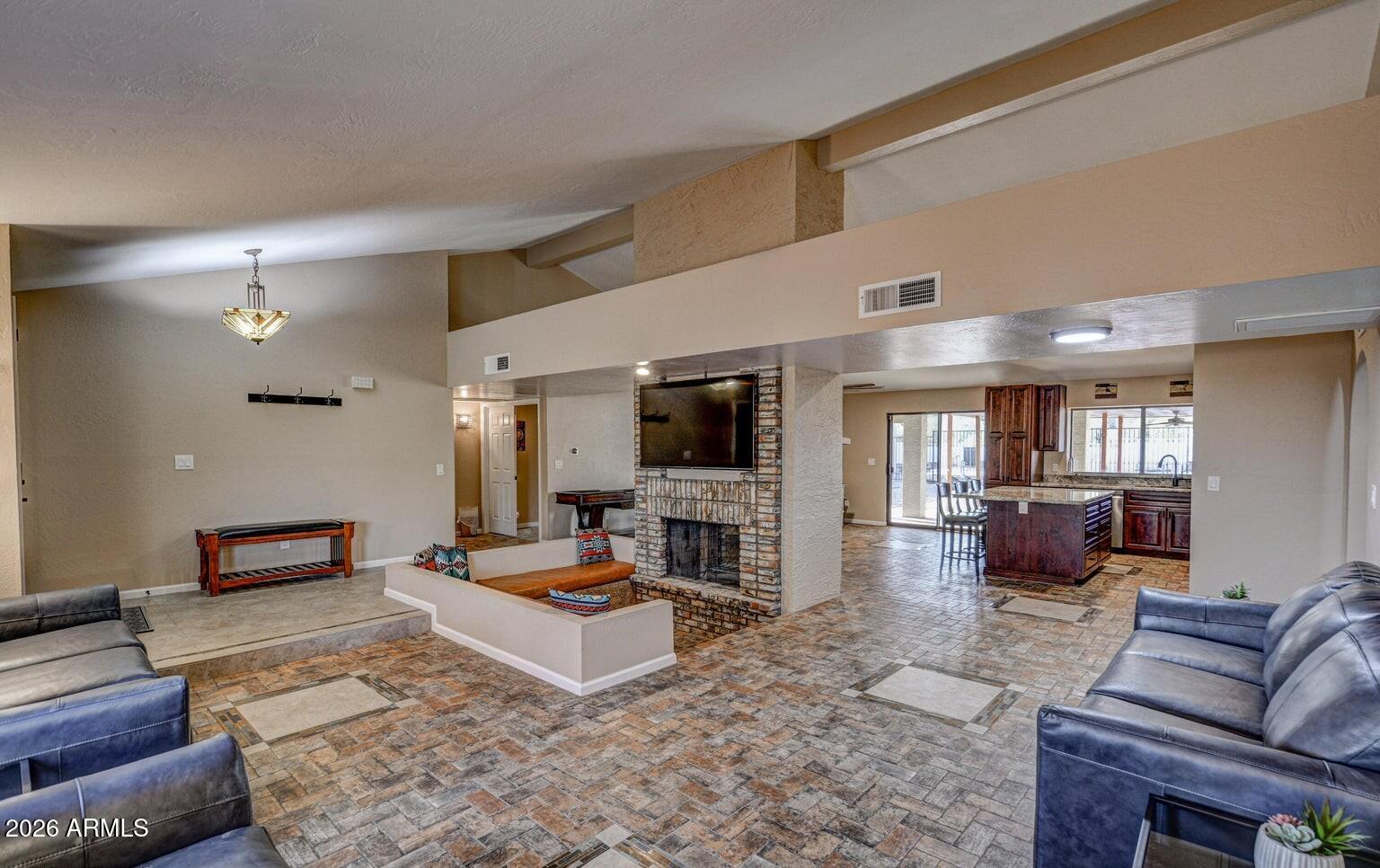 6520 East Peak View Road Cave Creek, AZ 85331 - Photo 11 of 23 20250515001013002388000000-o