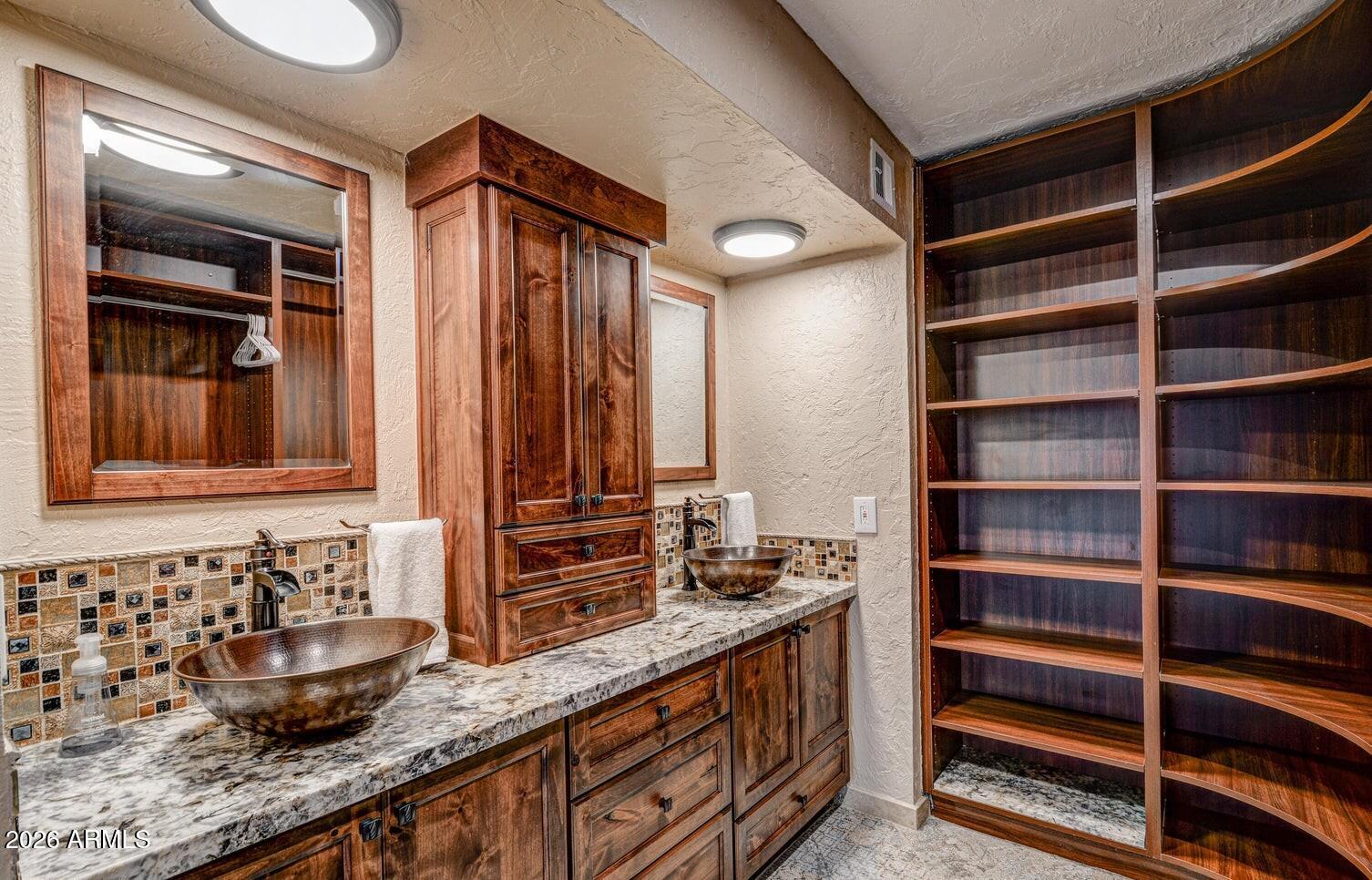 6520 East Peak View Road Cave Creek, AZ 85331 - Photo 18 of 23 20250515000733828947000000-o