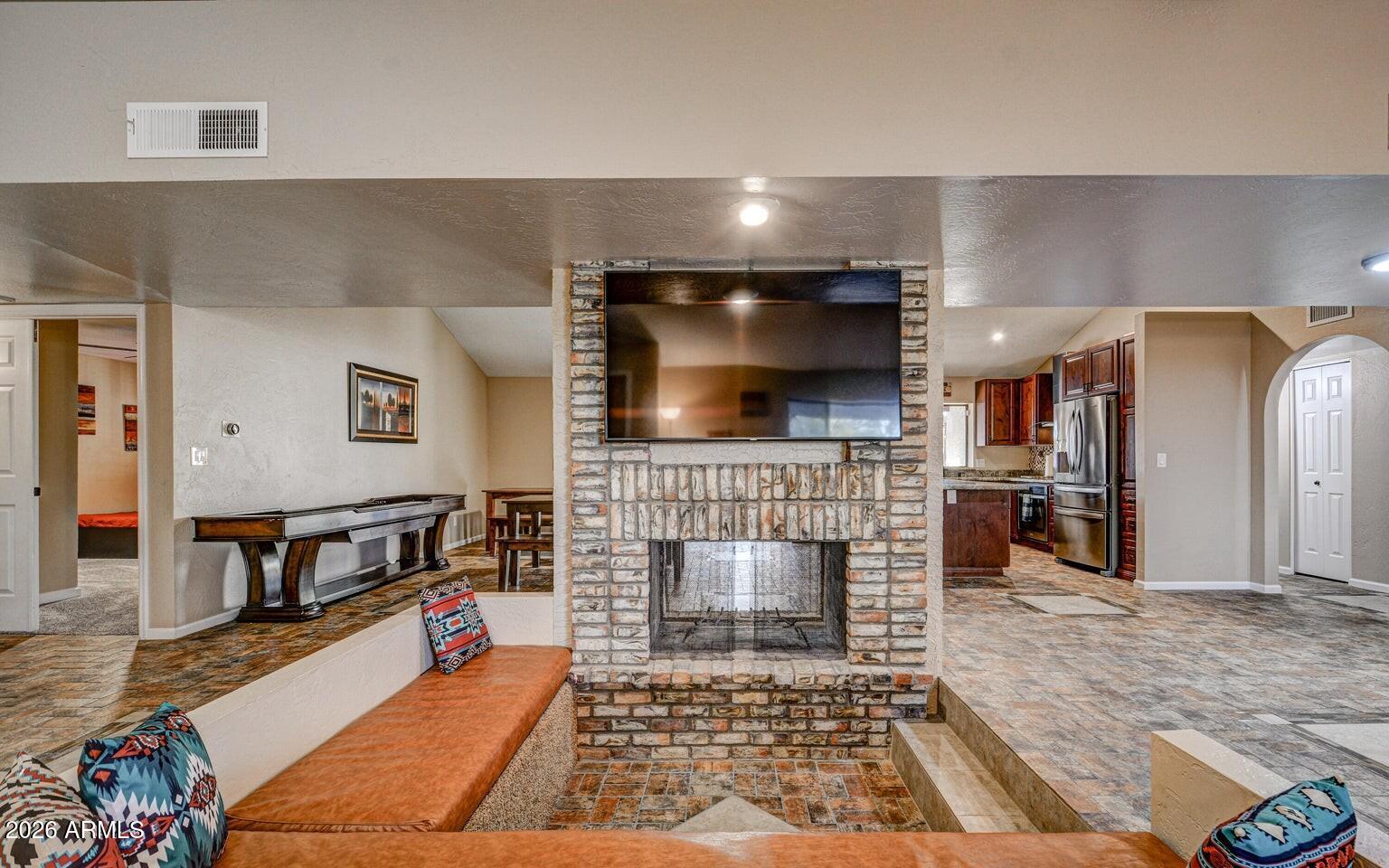 6520 East Peak View Road Cave Creek, AZ 85331 - Photo 6 of 23 20250515000855501627000000-o
