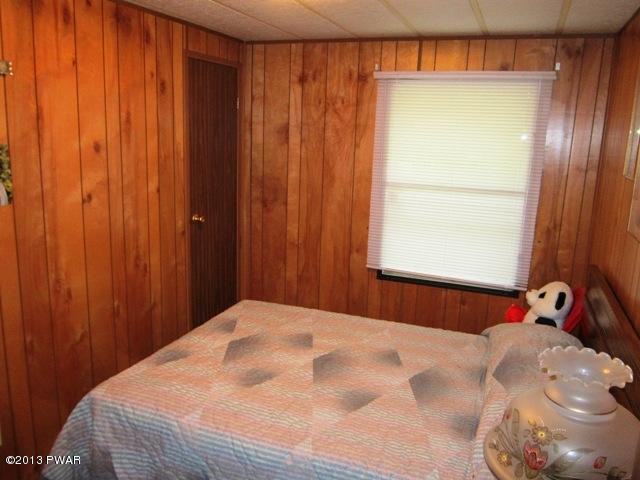 147 Pebble Rock Road Lackawaxen, PA 18435 - Photo 8 of 15 7 BR 3