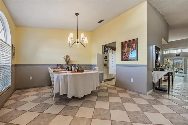 $399,999 | 1813 Dockside Drive, Valrico, FL 33594