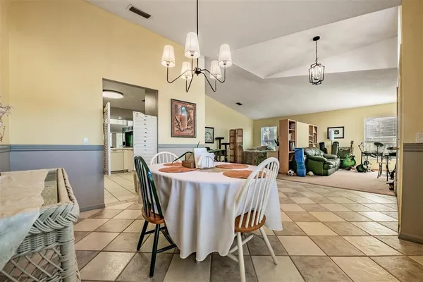 $399,999 | 1813 Dockside Drive, Valrico, FL 33594