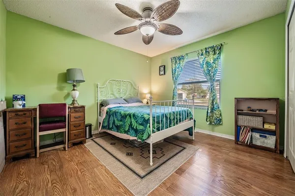 $399,999 | 1813 Dockside Drive, Valrico, FL 33594