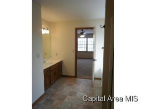4512 Santa Clara Drive Springfield, IL 62711 - Photo 11 of 20 Gallery Image 11