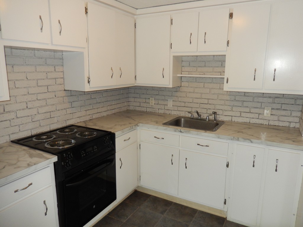 150 Wrentham Street, Unit 12 Boston, MA 02124 - Photo 3 of 18