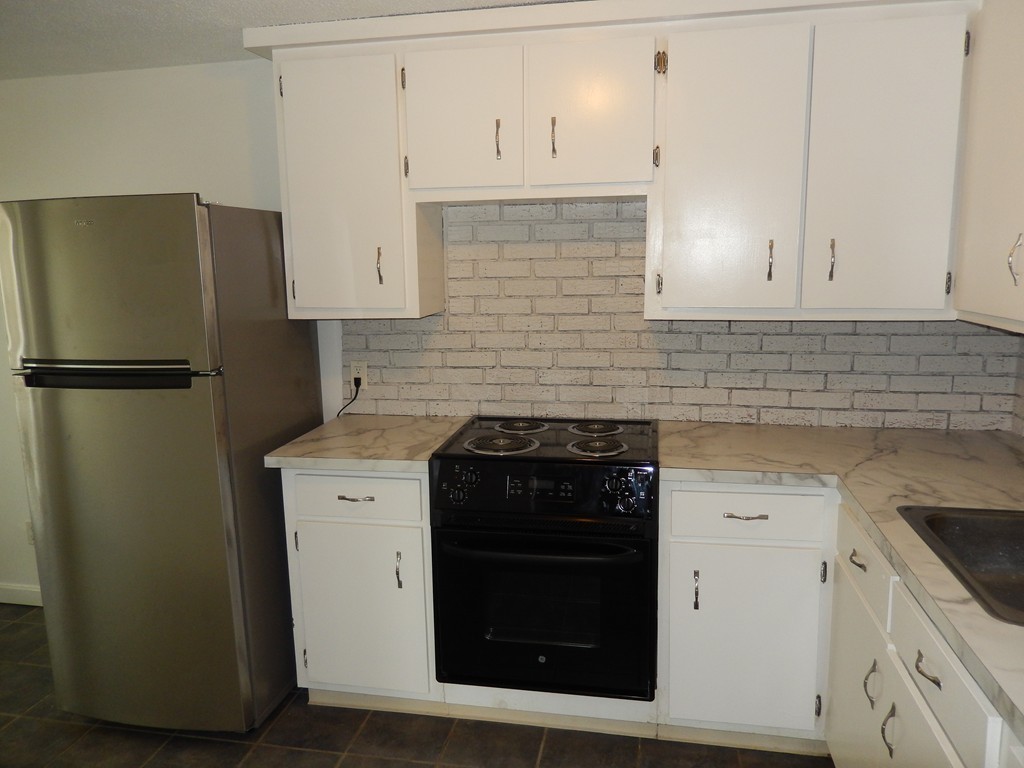 150 Wrentham Street, Unit 12 Boston, MA 02124 - Photo 4 of 18