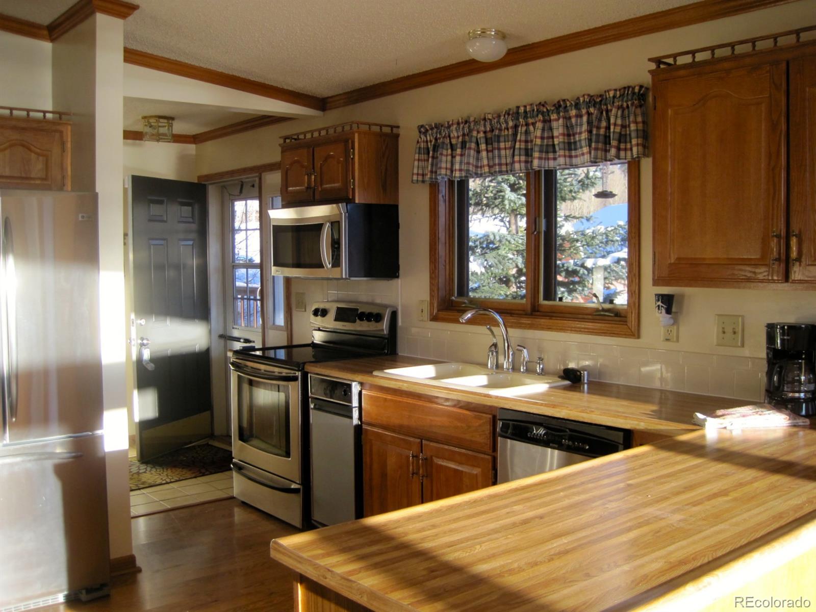 28 Rainbow Road Leadville, CO 80461 - Photo 8 of 35 Gallery Image 8